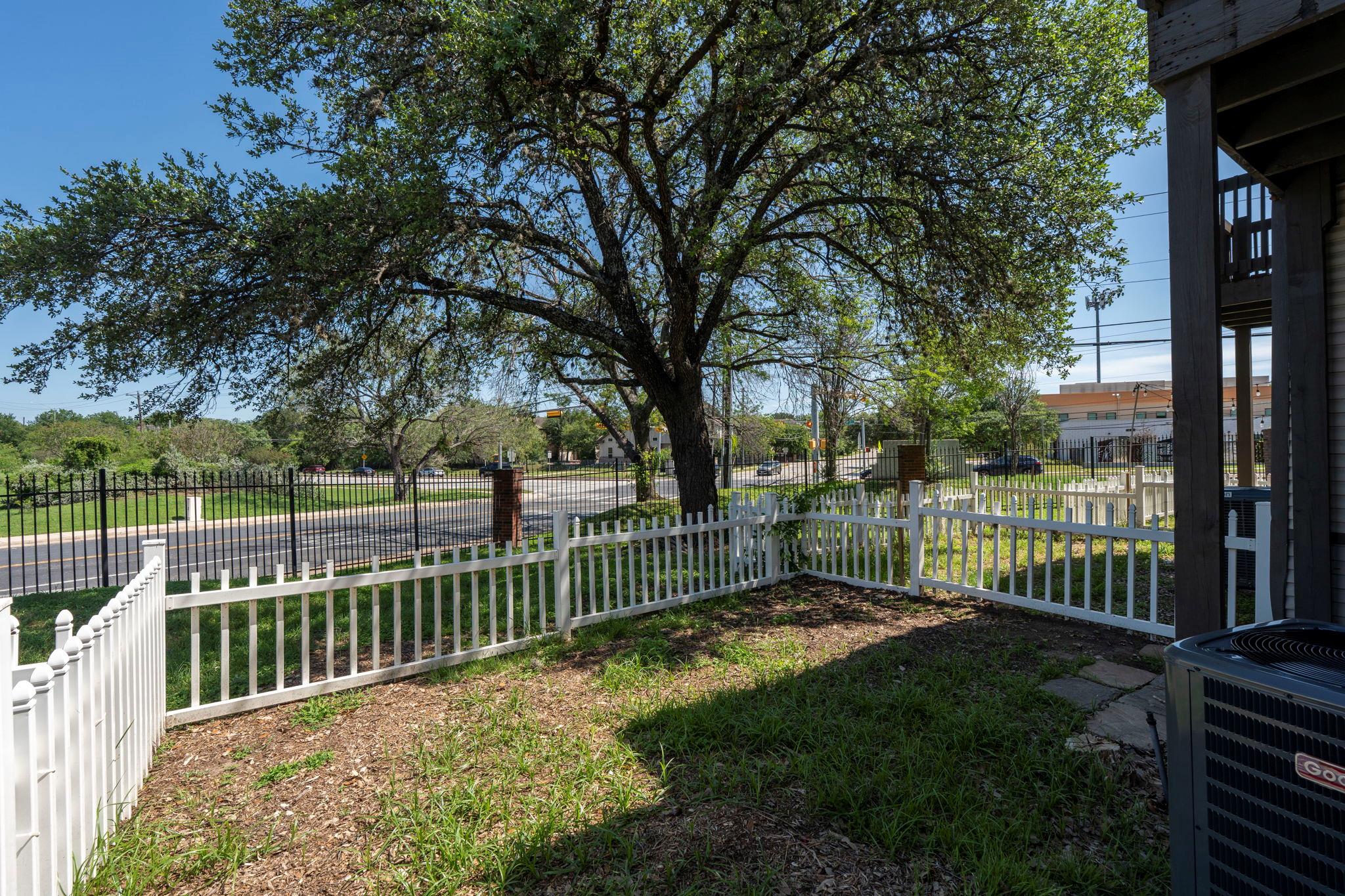 1841 River Crossing Cir # B, Austin, TX 78741