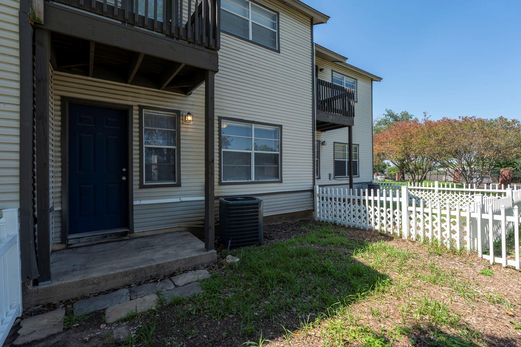 1841 River Crossing Cir # B, Austin, TX 78741