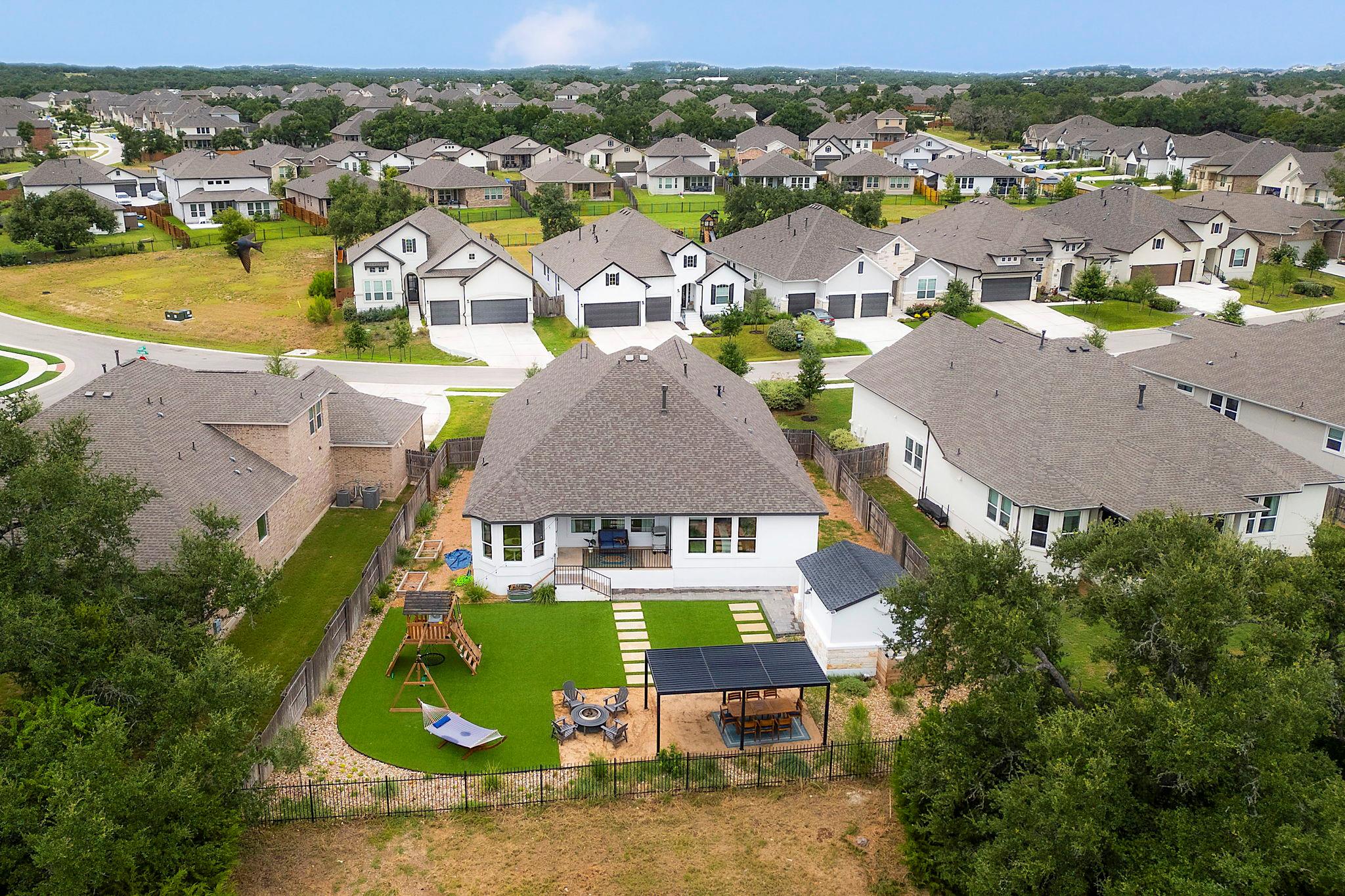 1368 Pink Granite Blvd, Dripping Springs, TX 78620