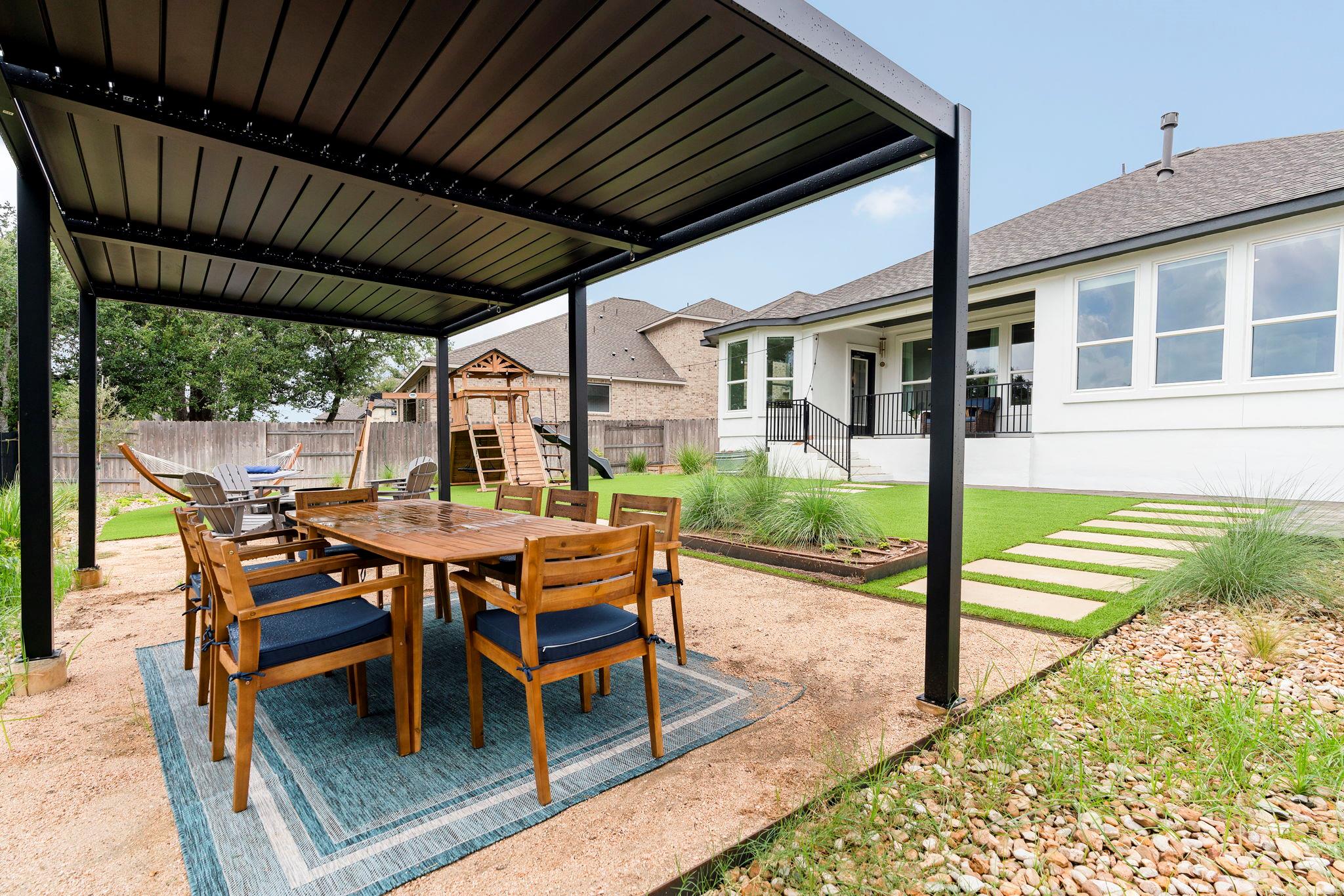 1368 Pink Granite Blvd, Dripping Springs, TX 78620