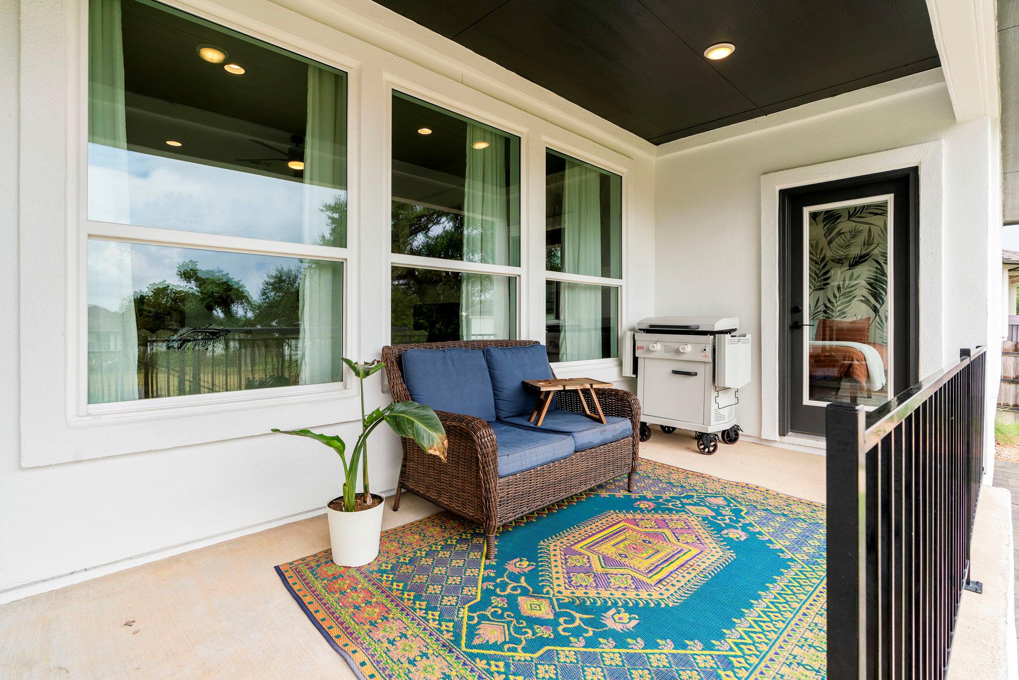 1368 Pink Granite Blvd, Dripping Springs, TX 78620