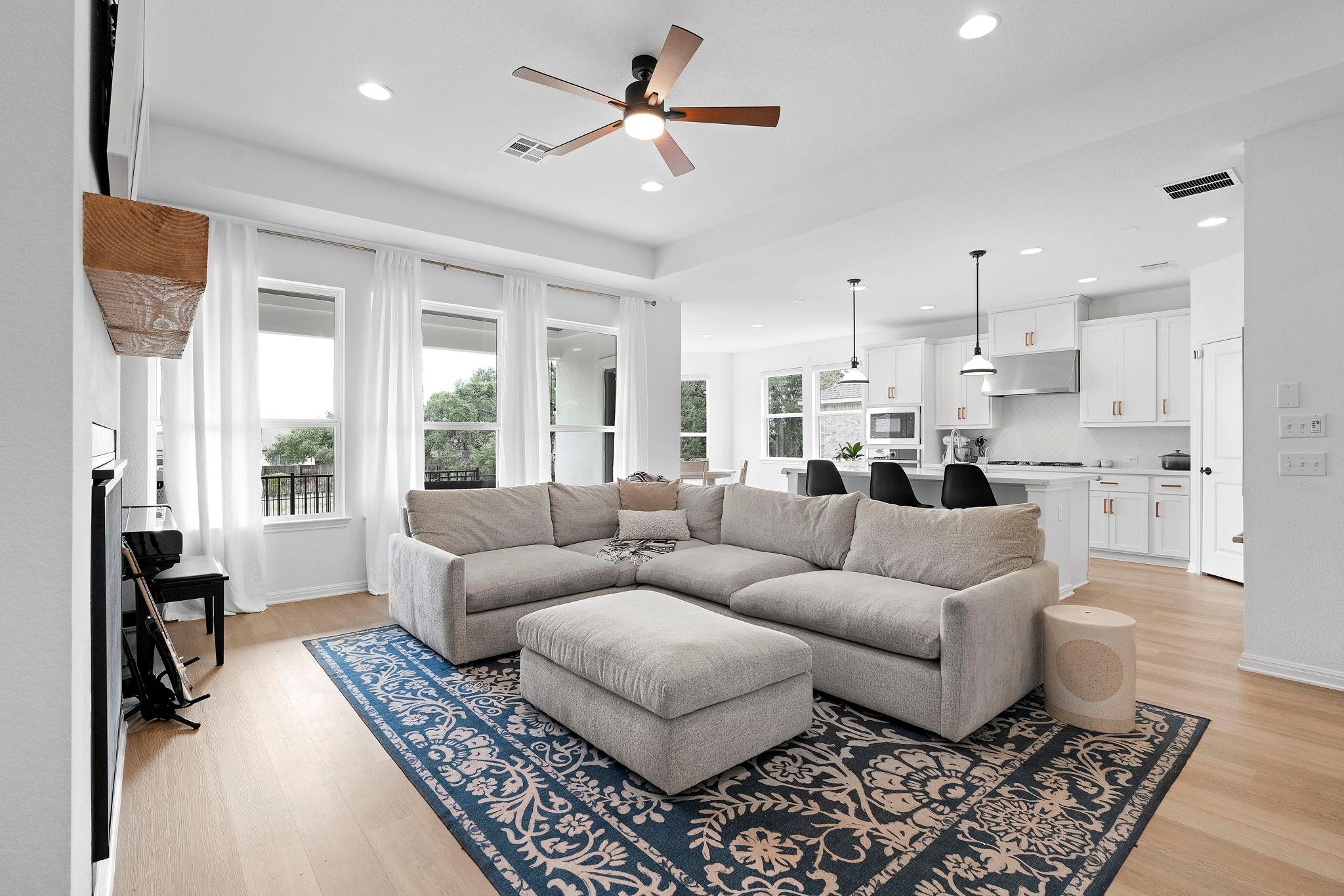 1368 Pink Granite Blvd, Dripping Springs, TX 78620