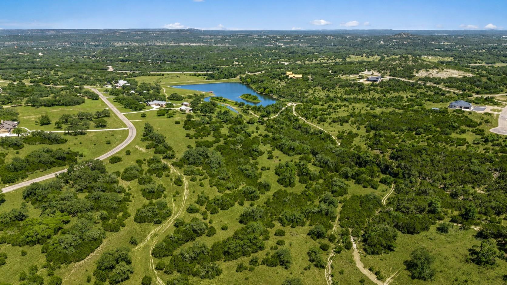 717 Bluff Ridge Trl, Blanco, TX 78606