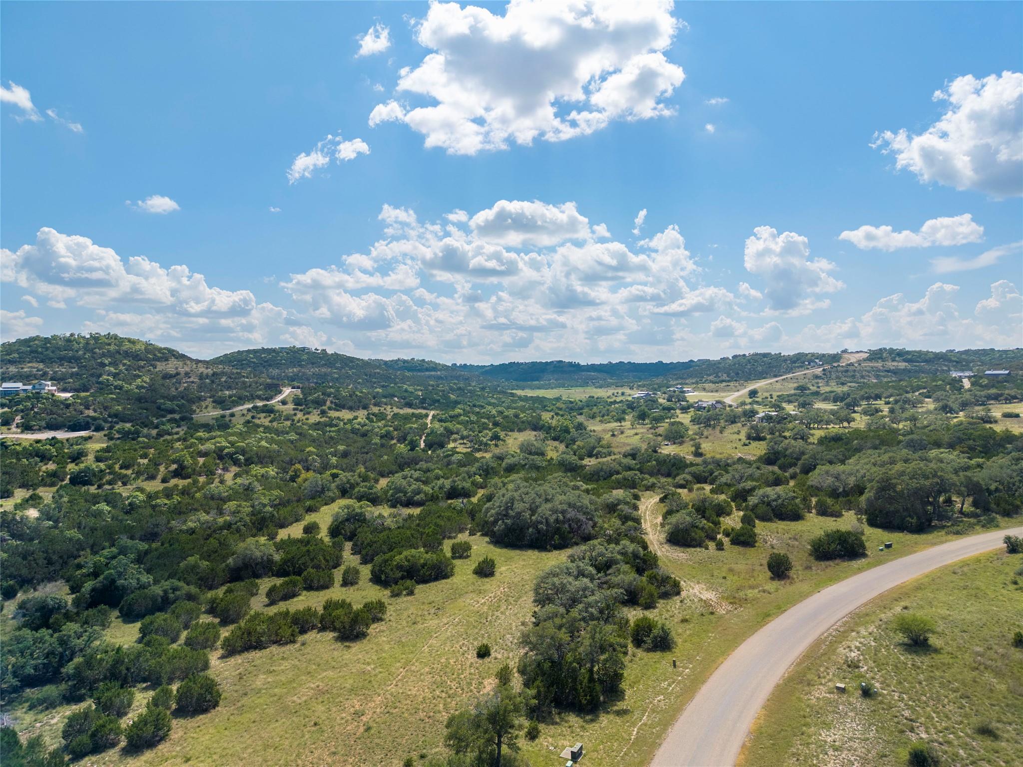717 Bluff Ridge Trl, Blanco, TX 78606