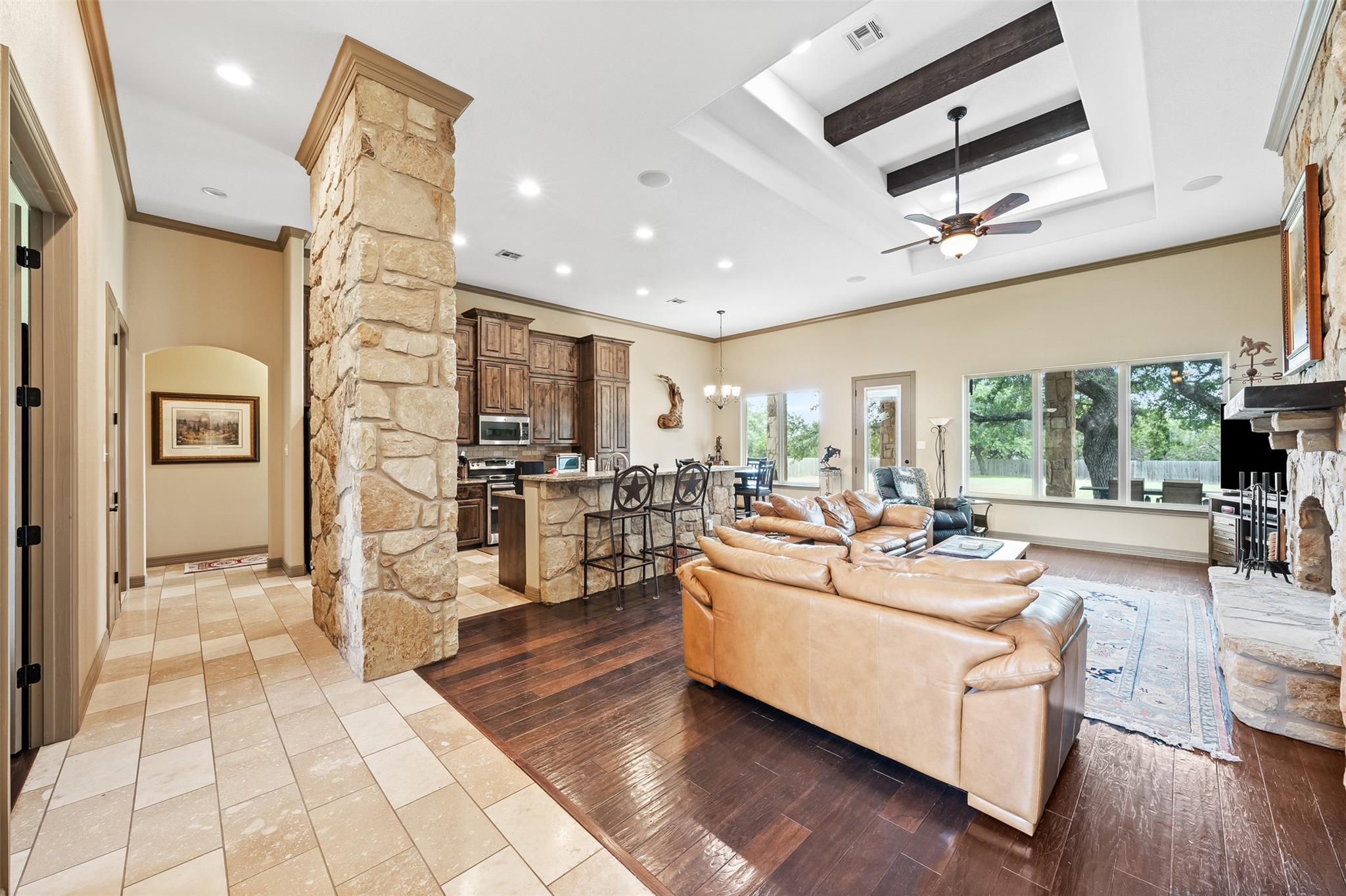 1074 Doves Landing Ct, Salado, TX 76571