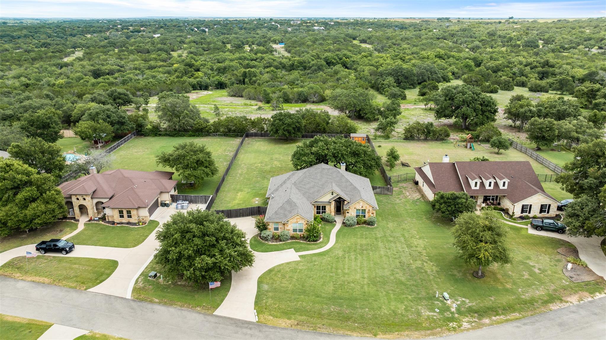1074 Doves Landing Ct, Salado, TX 76571