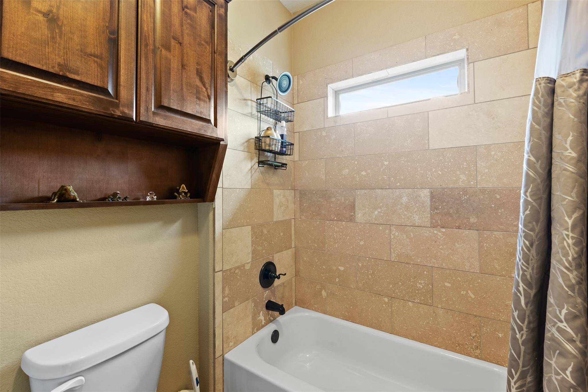 1074 Doves Landing Ct, Salado, TX 76571