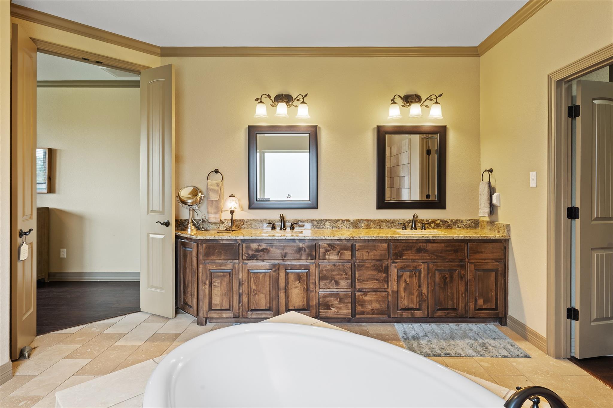 1074 Doves Landing Ct, Salado, TX 76571
