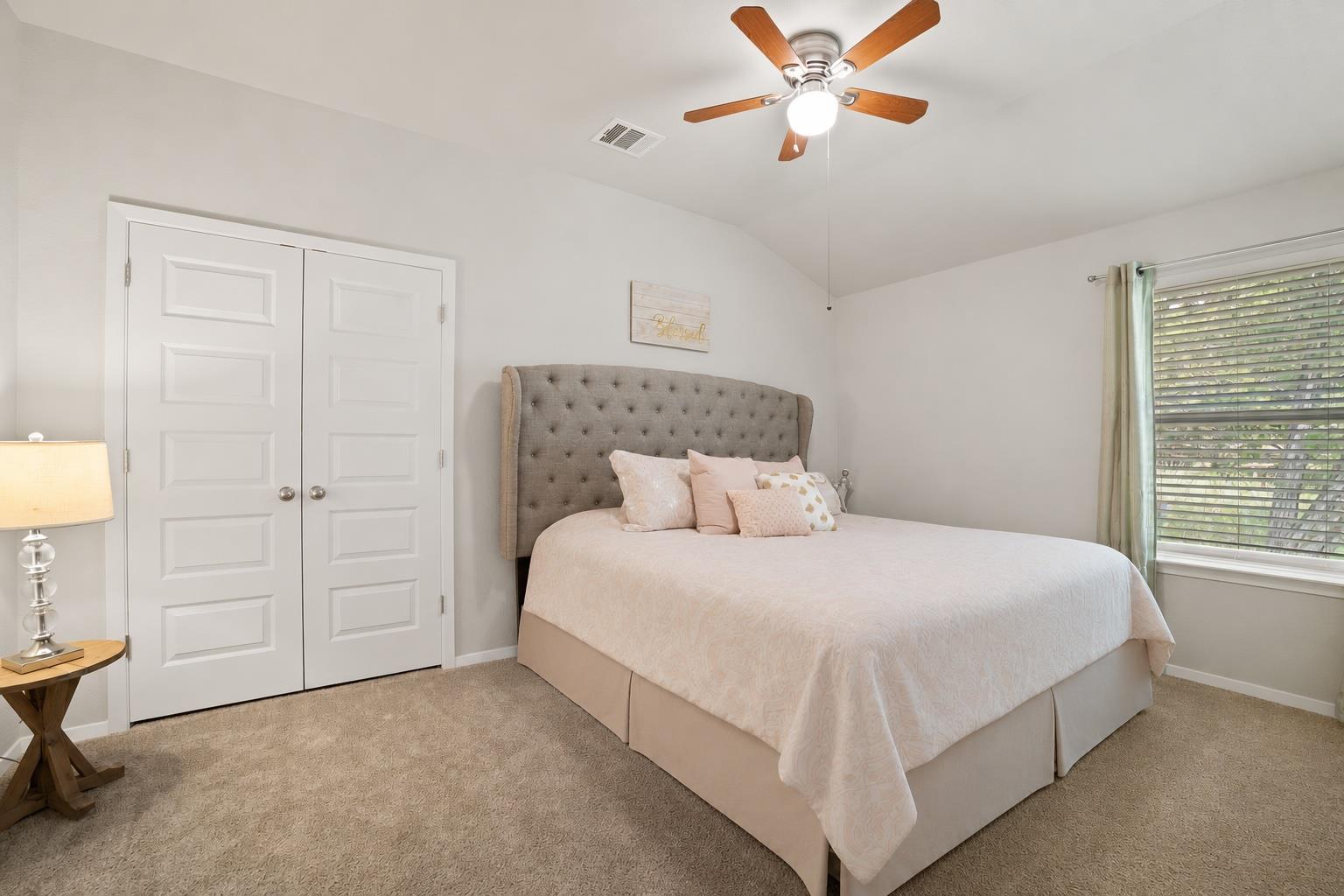 4202 Glendale Ln, Lago Vista, TX 78645