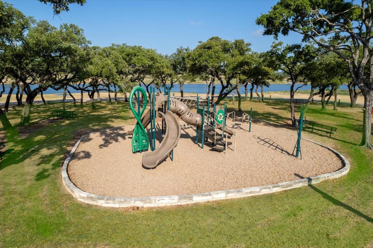 4202 Glendale Ln, Lago Vista, TX 78645