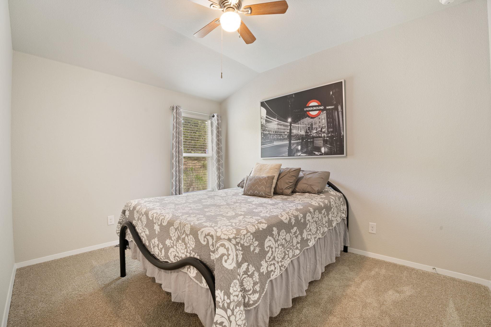 4202 Glendale Ln, Lago Vista, TX 78645