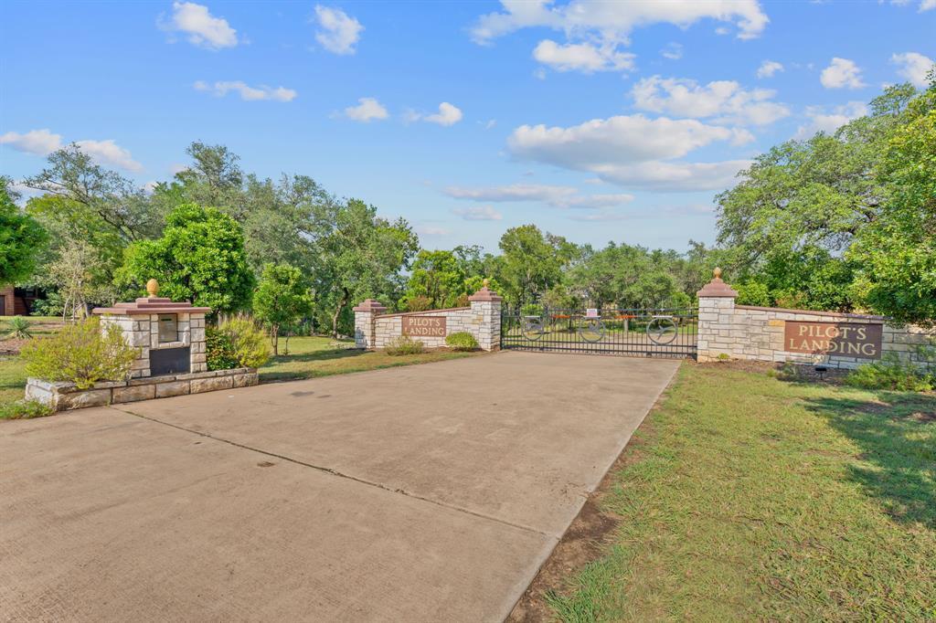 100 & 200 Contrails Way, Spicewood, TX 78669