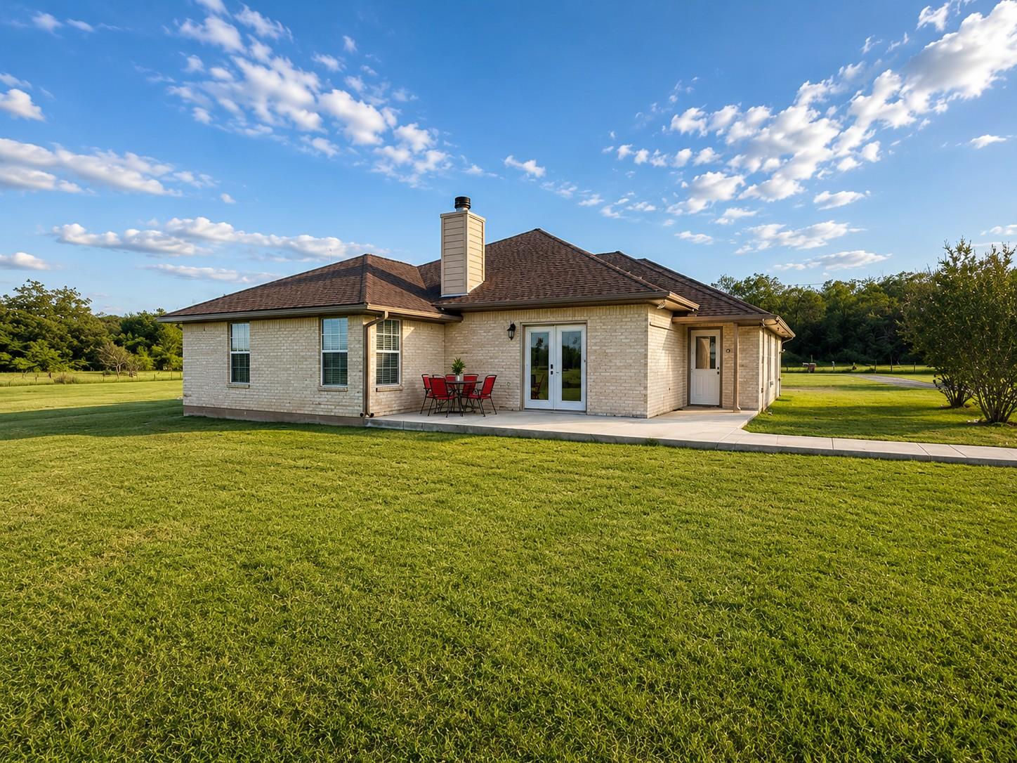 972 County Road 335, Rockdale, TX 76567