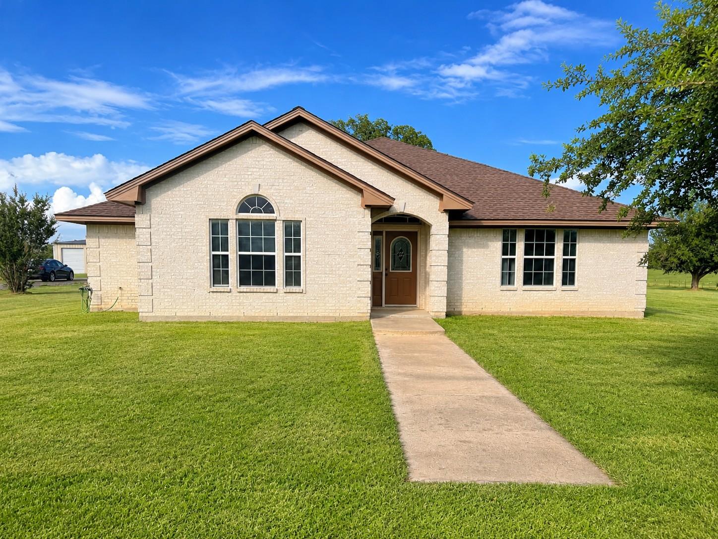 972 County Road 335, Rockdale, TX 76567