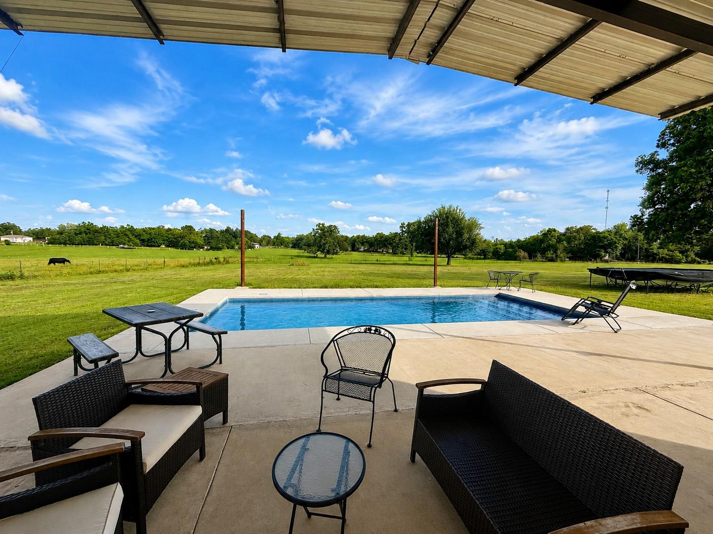 972 County Road 335, Rockdale, TX 76567