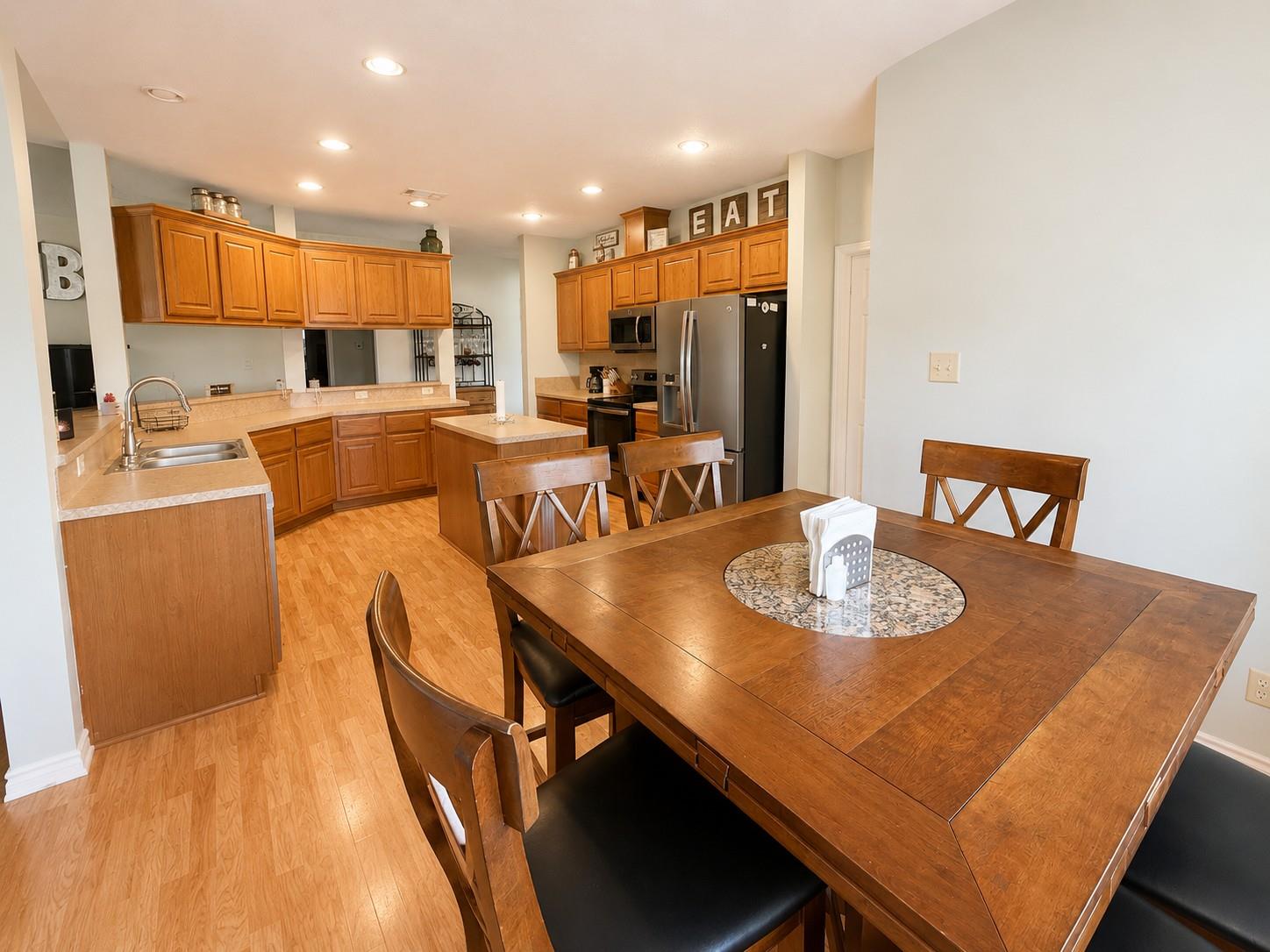 972 County Road 335, Rockdale, TX 76567