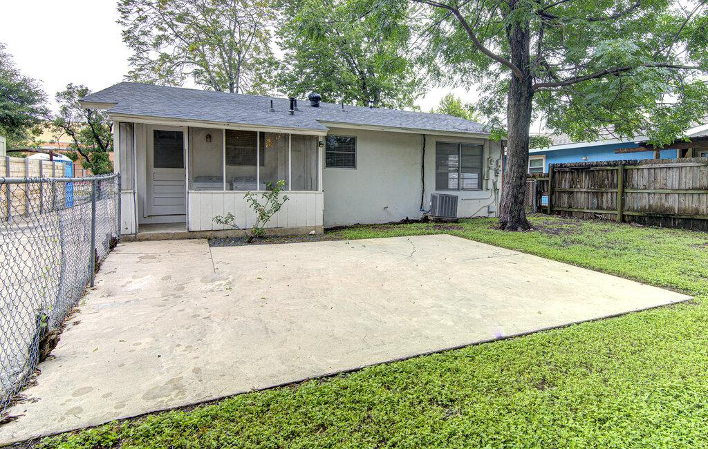 1711 Brentwood St # A, Austin, TX 78757