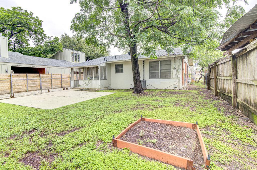 1711 Brentwood St # A, Austin, TX 78757