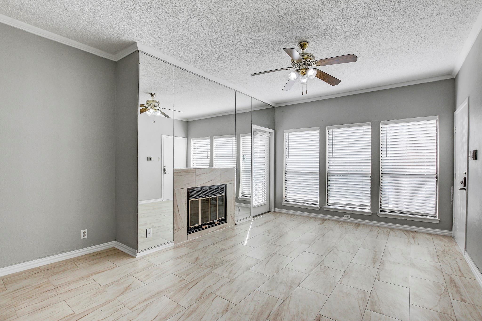 807 W 25th St # 210, Austin, TX 78705