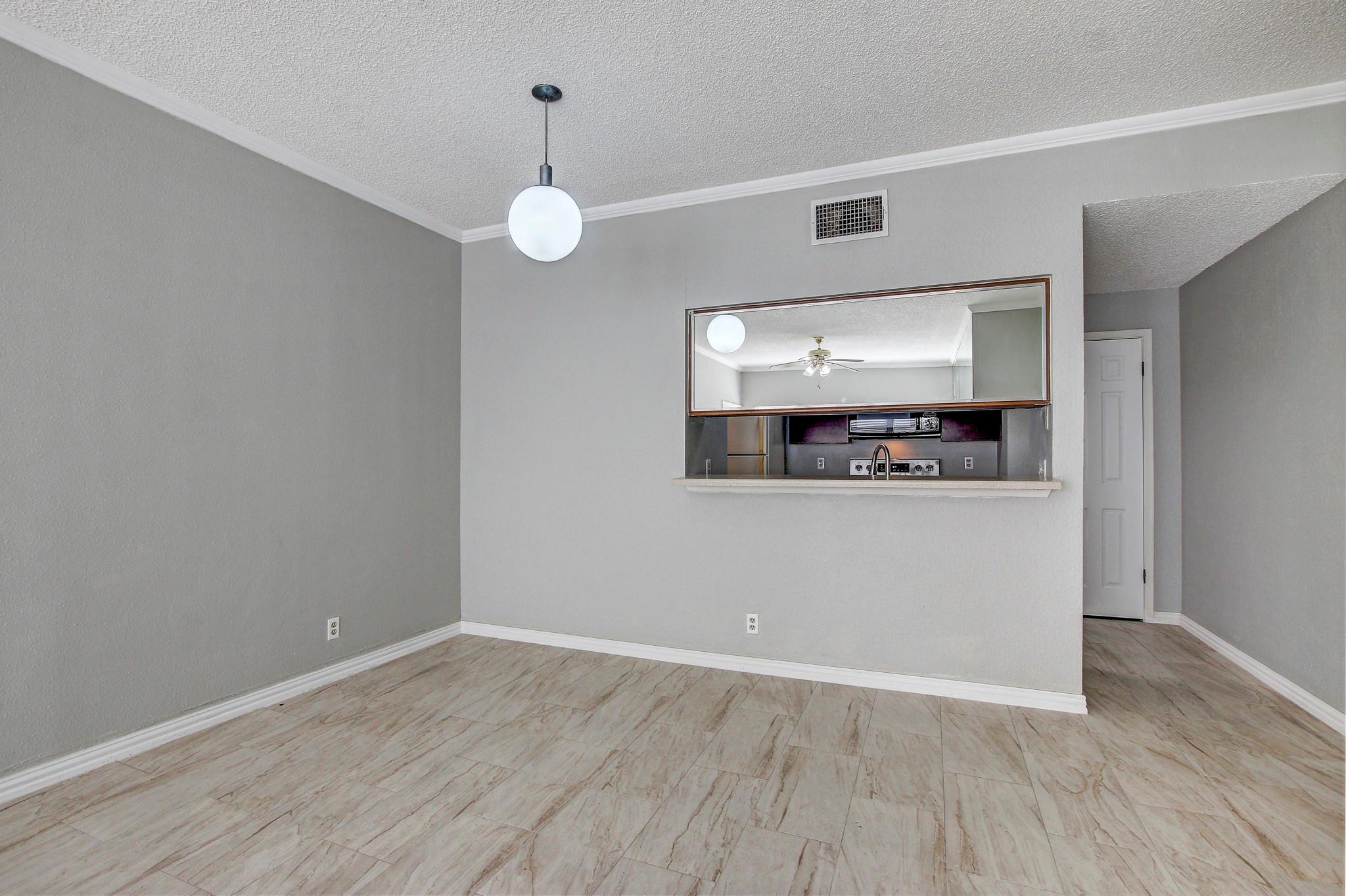 807 W 25th St # 210, Austin, TX 78705
