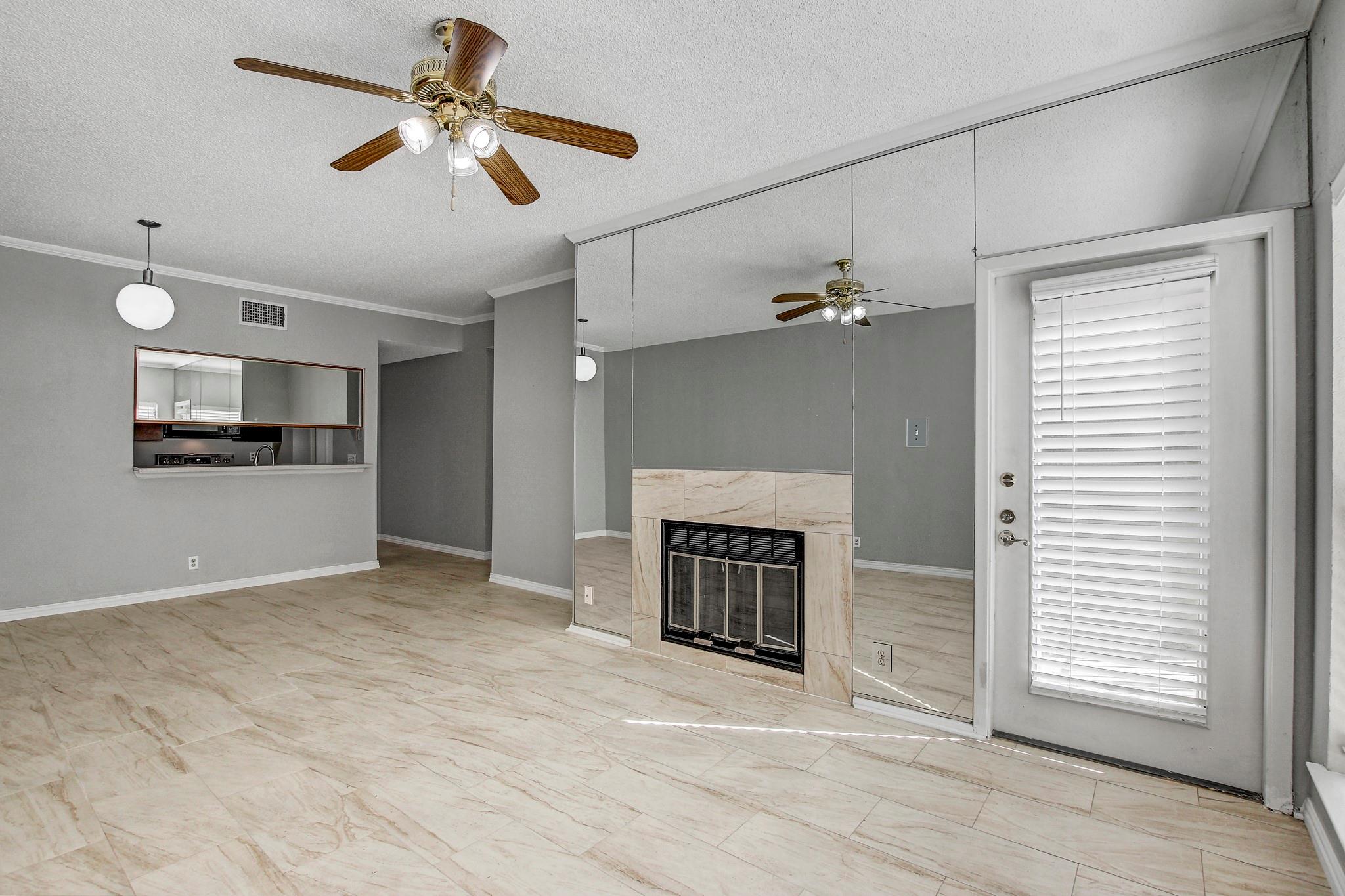 807 W 25th St # 210, Austin, TX 78705