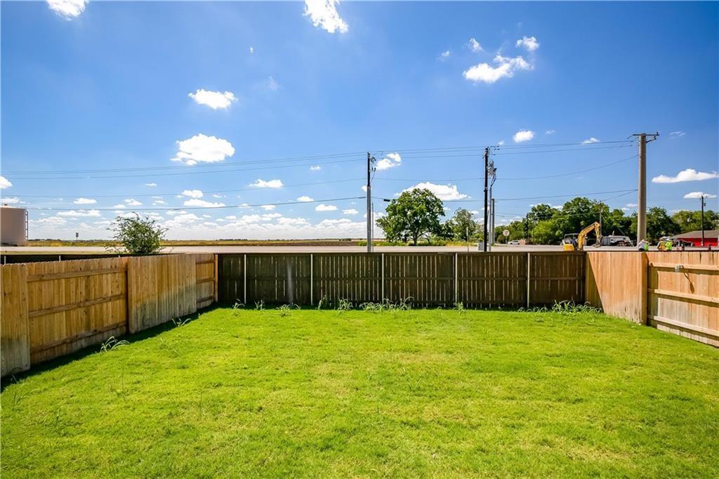 444 Delta Crst, Maxwell, TX 78656