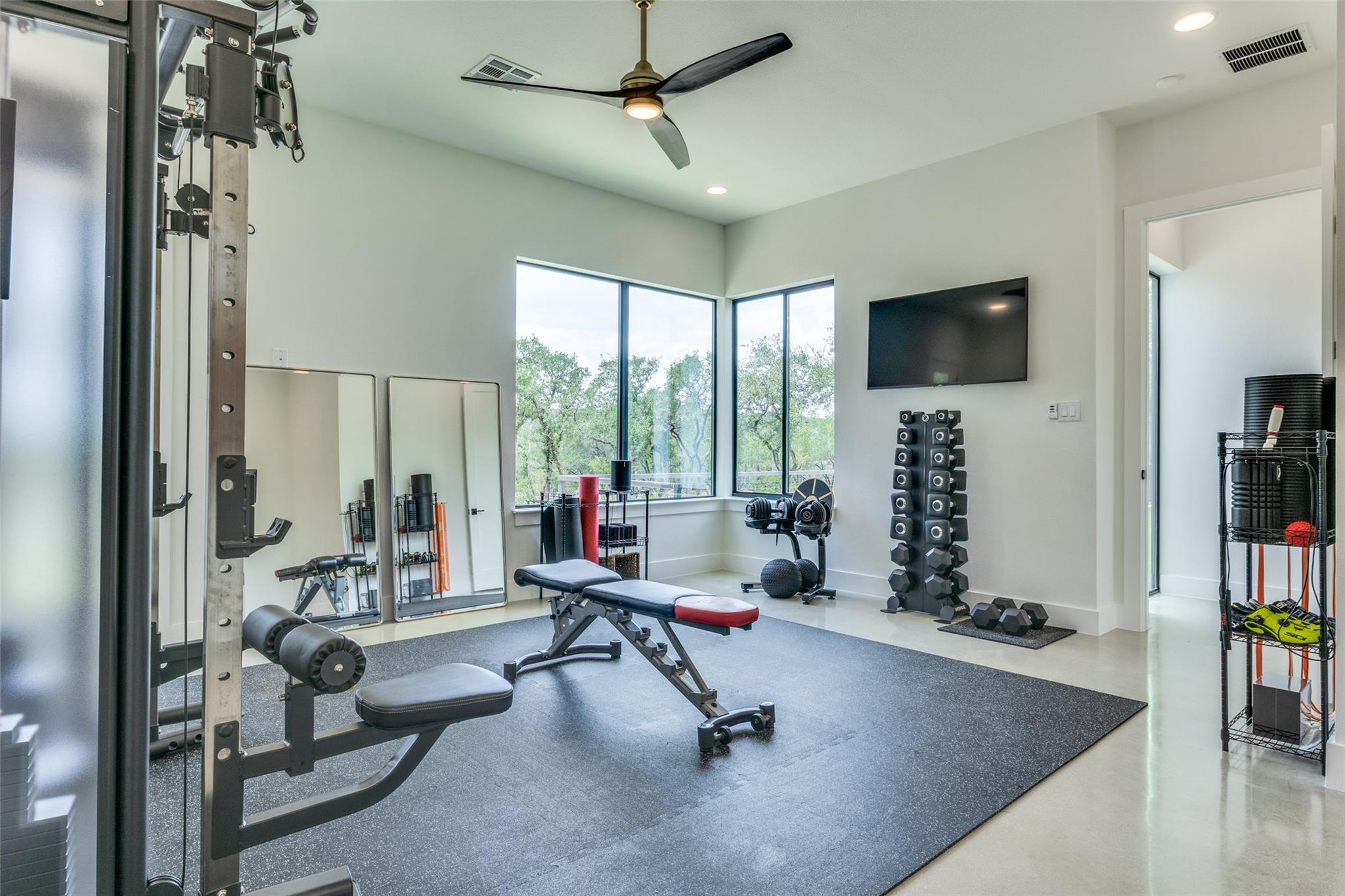 1958 Paradise Pkwy, Canyon Lake, TX 78133