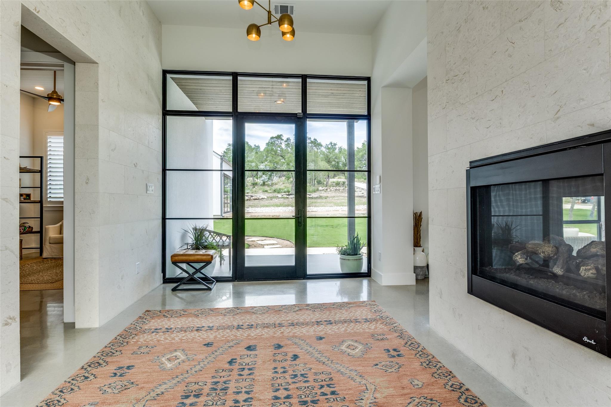 1958 Paradise Pkwy, Canyon Lake, TX 78133