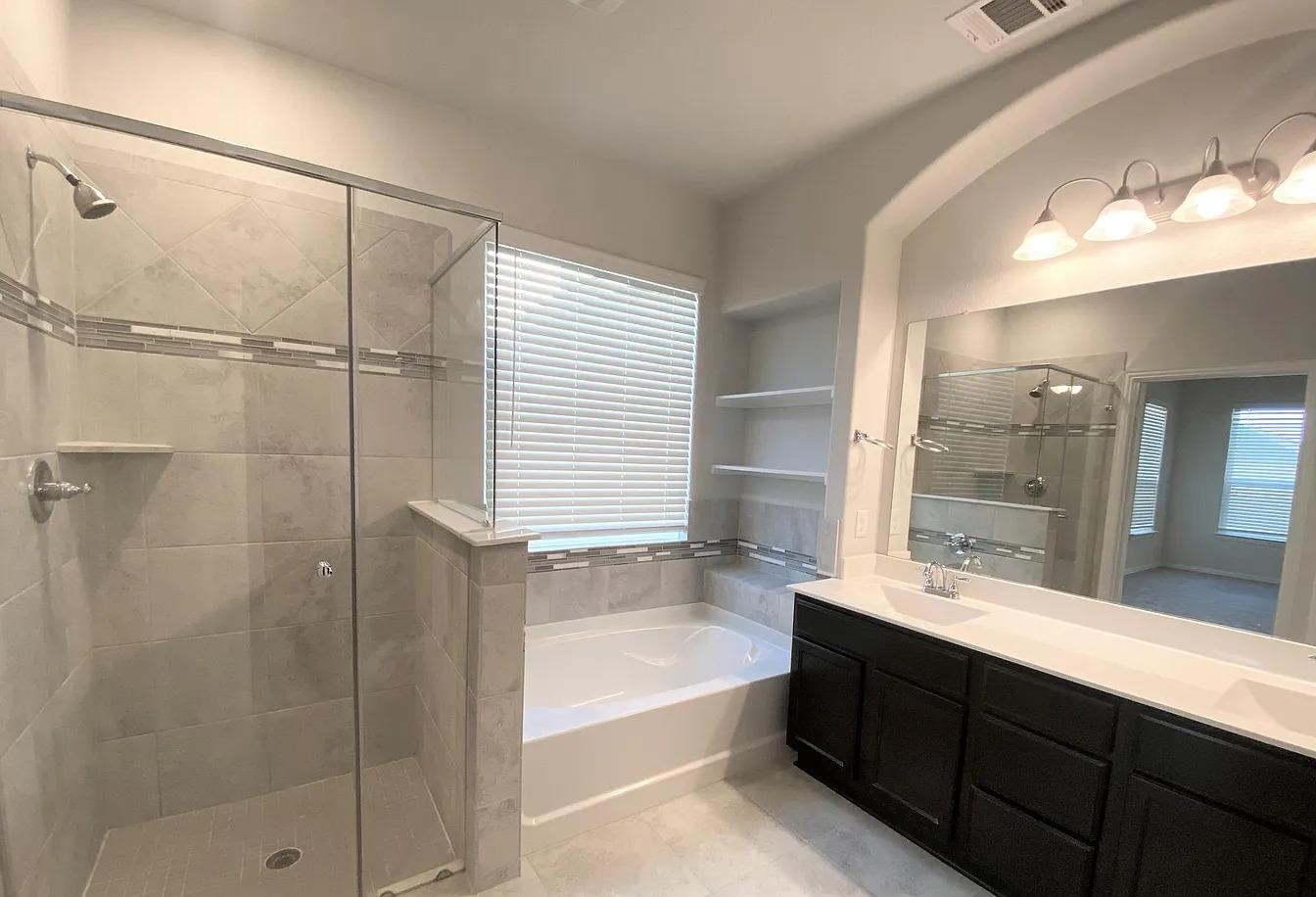 717 Paper Daisy Path, Leander, TX 78641
