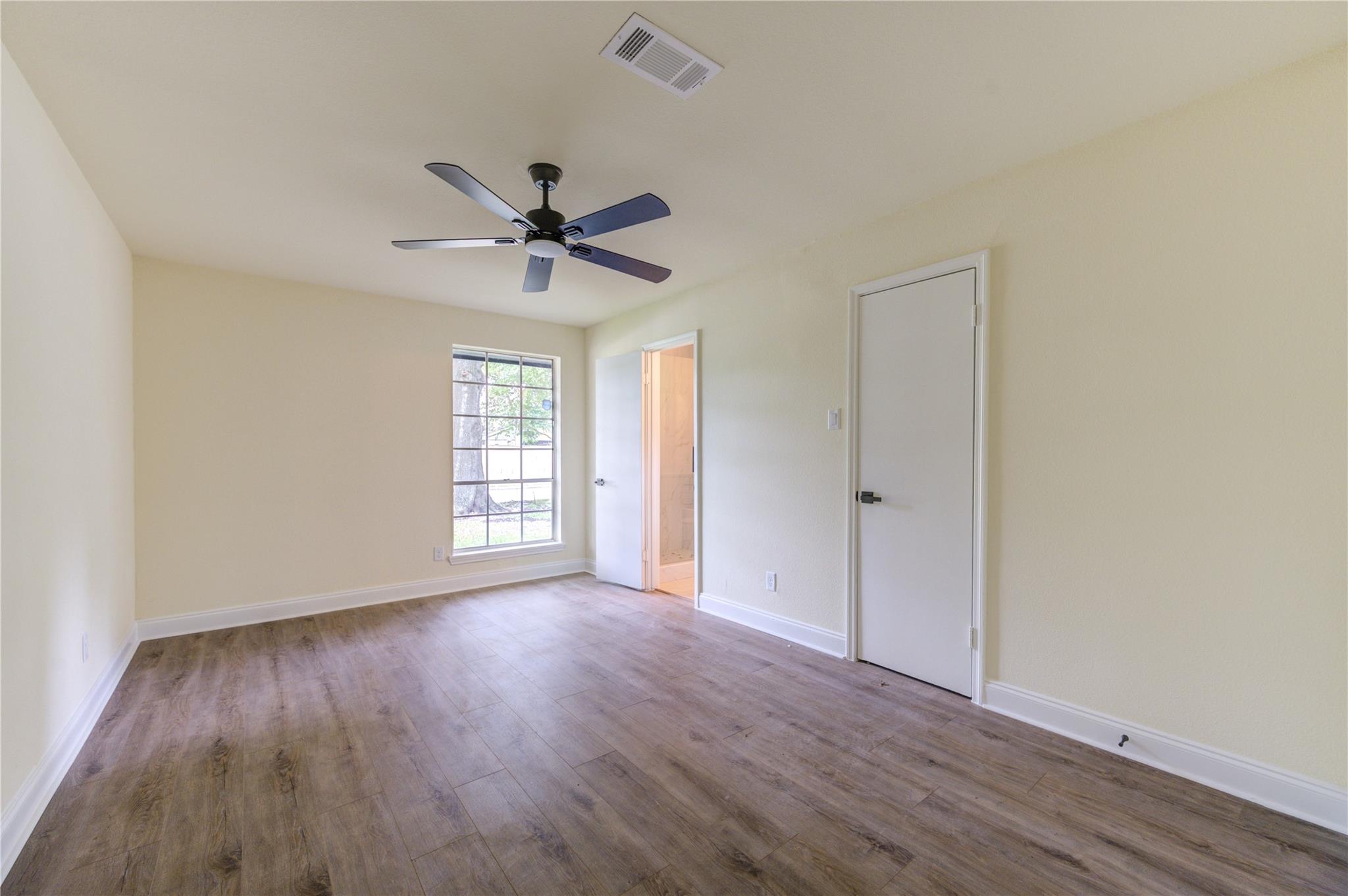 10618 Braewick Dr, Houston, TX 77096