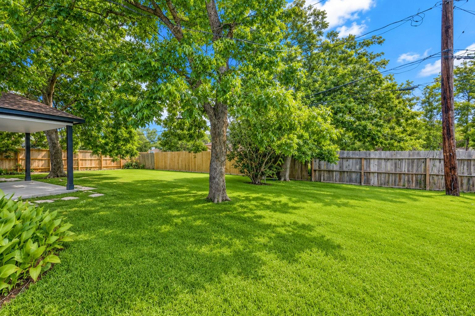 10618 Braewick Dr, Houston, TX 77096