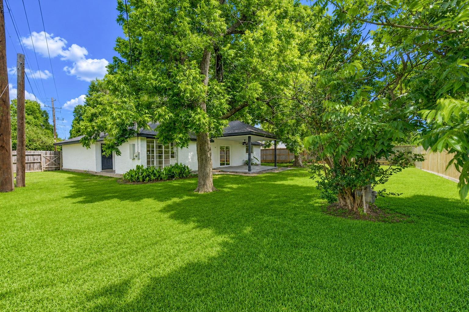10618 Braewick Dr, Houston, TX 77096