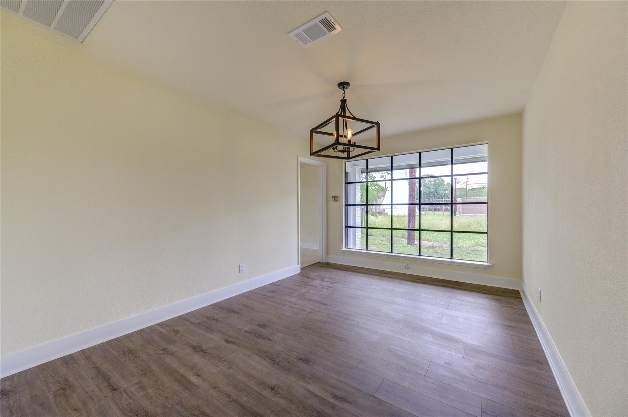 10618 Braewick Dr, Houston, TX 77096