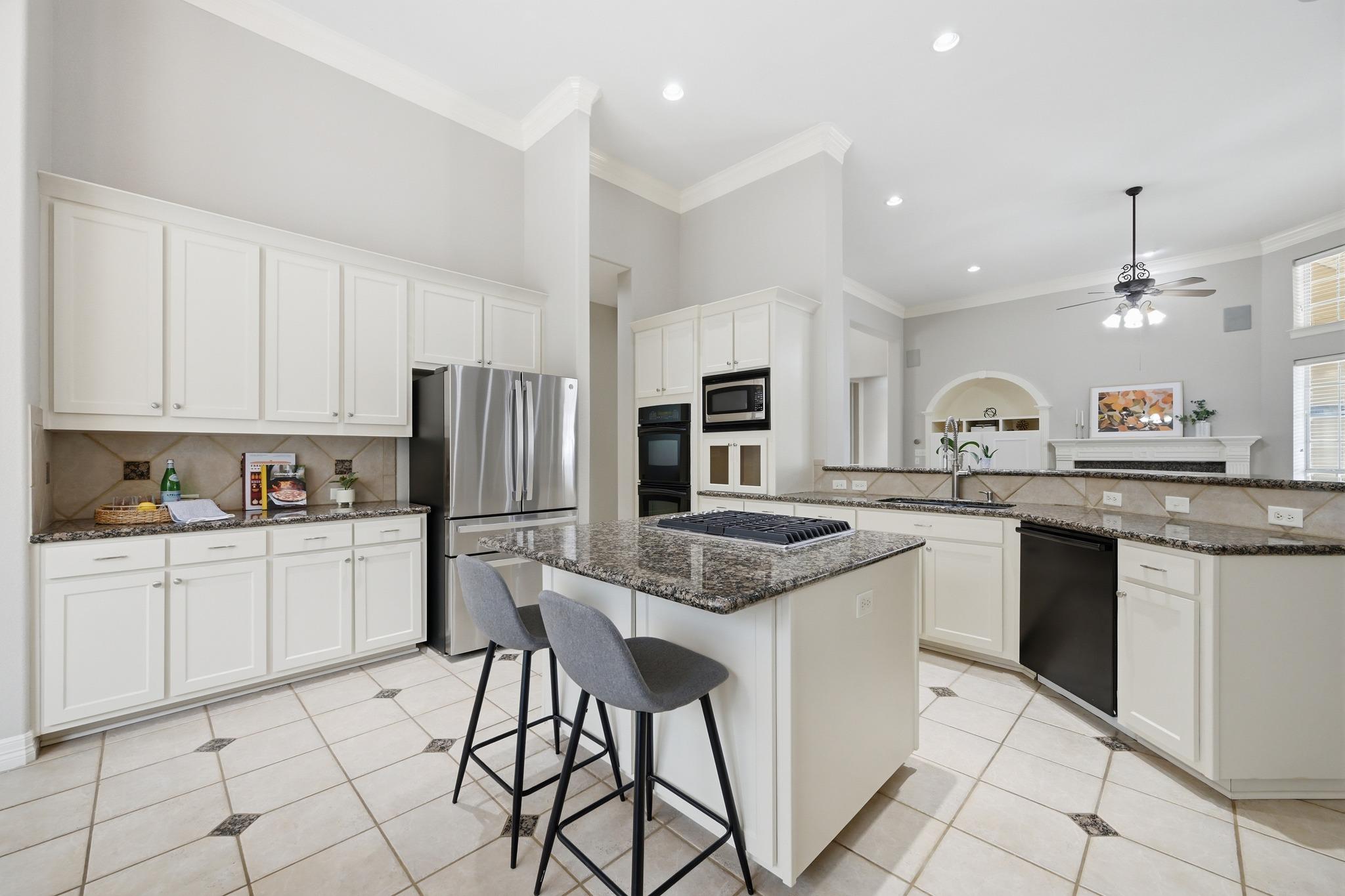 2821 Cool River Loop, Round Rock, TX 78665