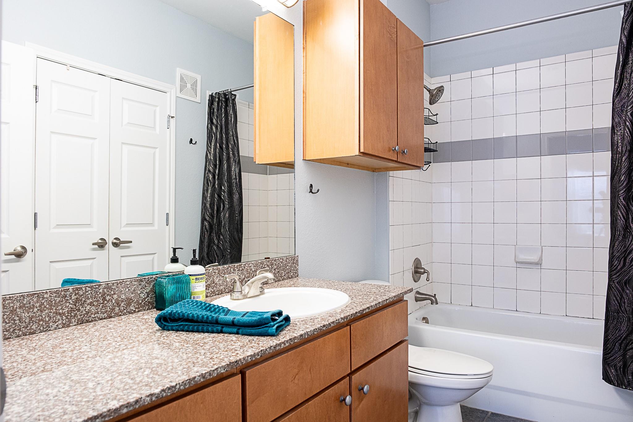 2502 Leon St # 309, Austin, TX 78705