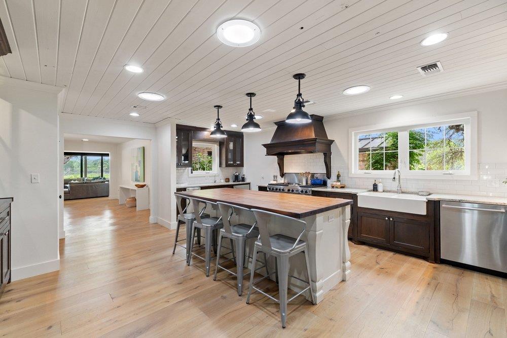 1900 Pursley Rd, Dripping Springs, TX 78620