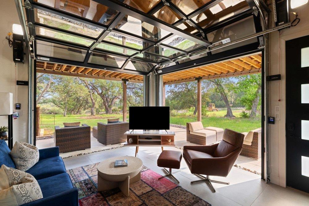1900 Pursley Rd, Dripping Springs, TX 78620
