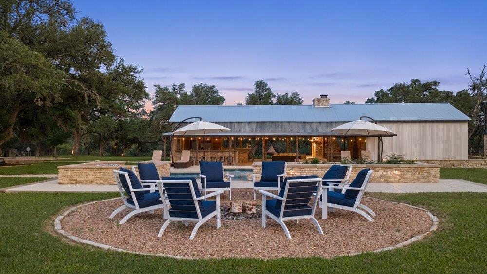 1900 Pursley Rd, Dripping Springs, TX 78620