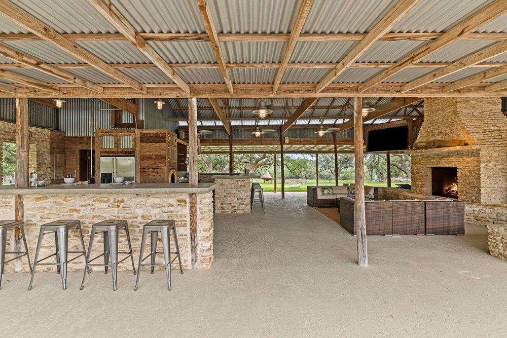 1900 Pursley Rd, Dripping Springs, TX 78620