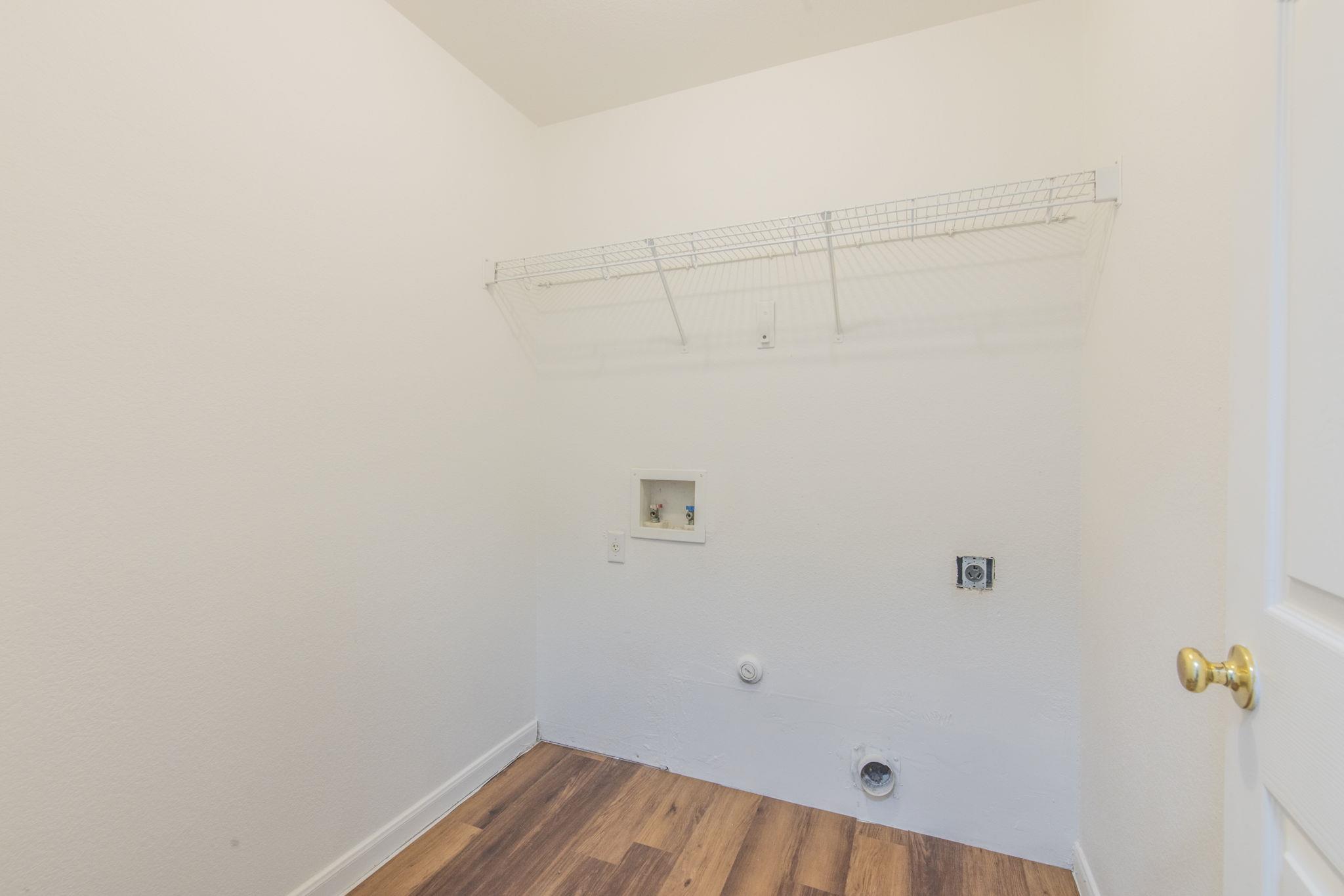 220 N Crossing Trl, Round Rock, TX 78665