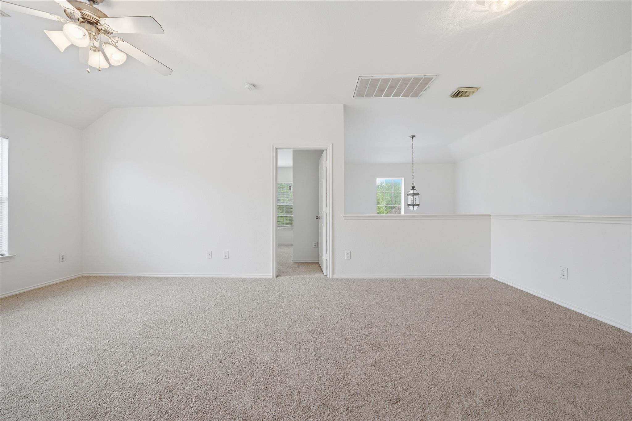 118 Invierno St, Kyle, TX 78640
