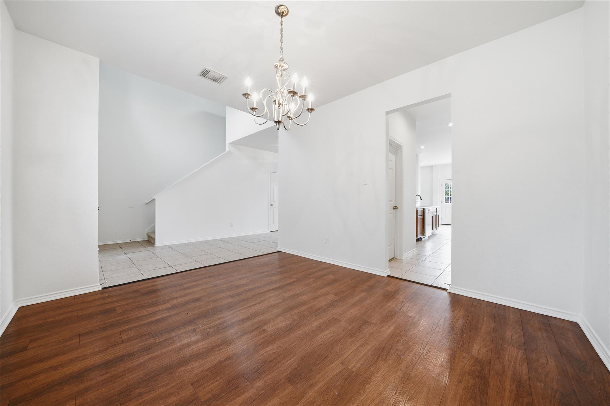 118 Invierno St, Kyle, TX 78640