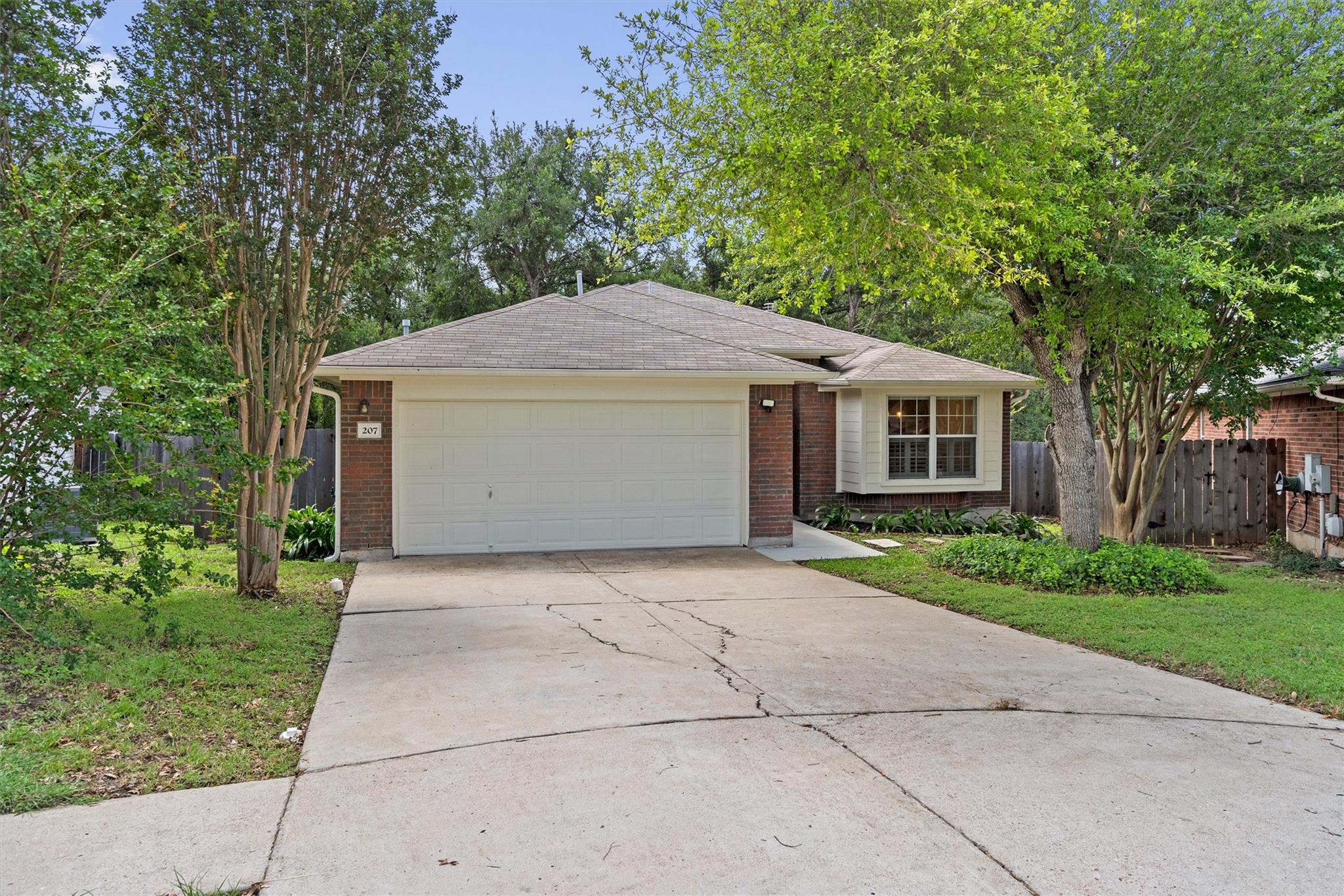 207 Antietam Dr, Elgin, TX 78621