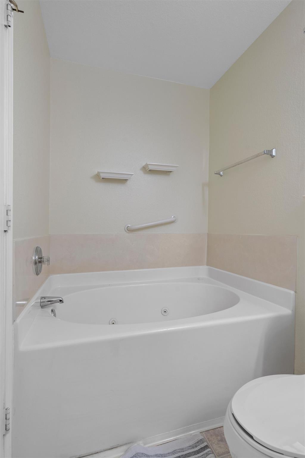 207 Antietam Dr, Elgin, TX 78621
