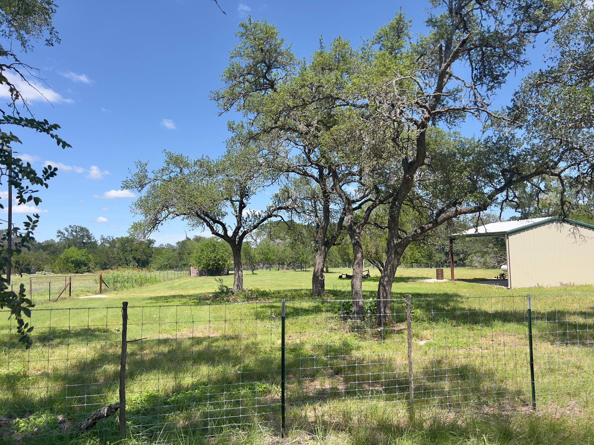 1366 Narrows Rd, Blanco, TX 78606