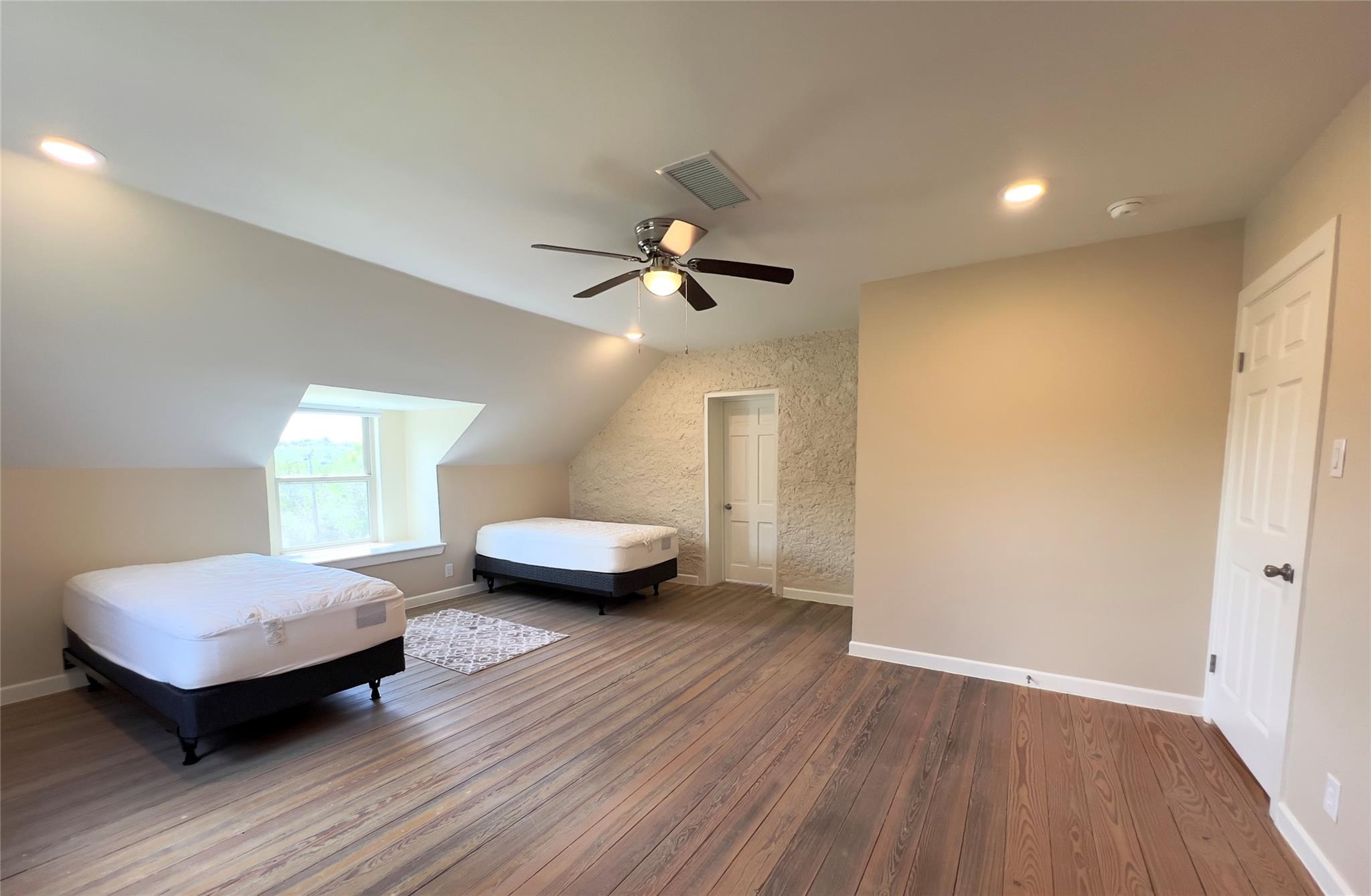 1366 Narrows Rd, Blanco, TX 78606