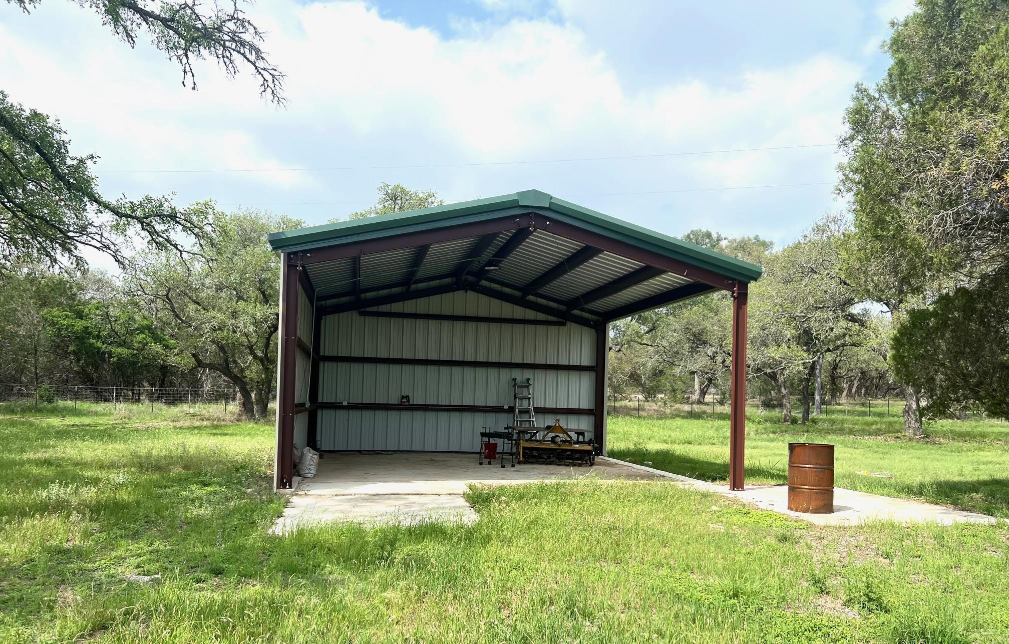 1366 Narrows Rd, Blanco, TX 78606