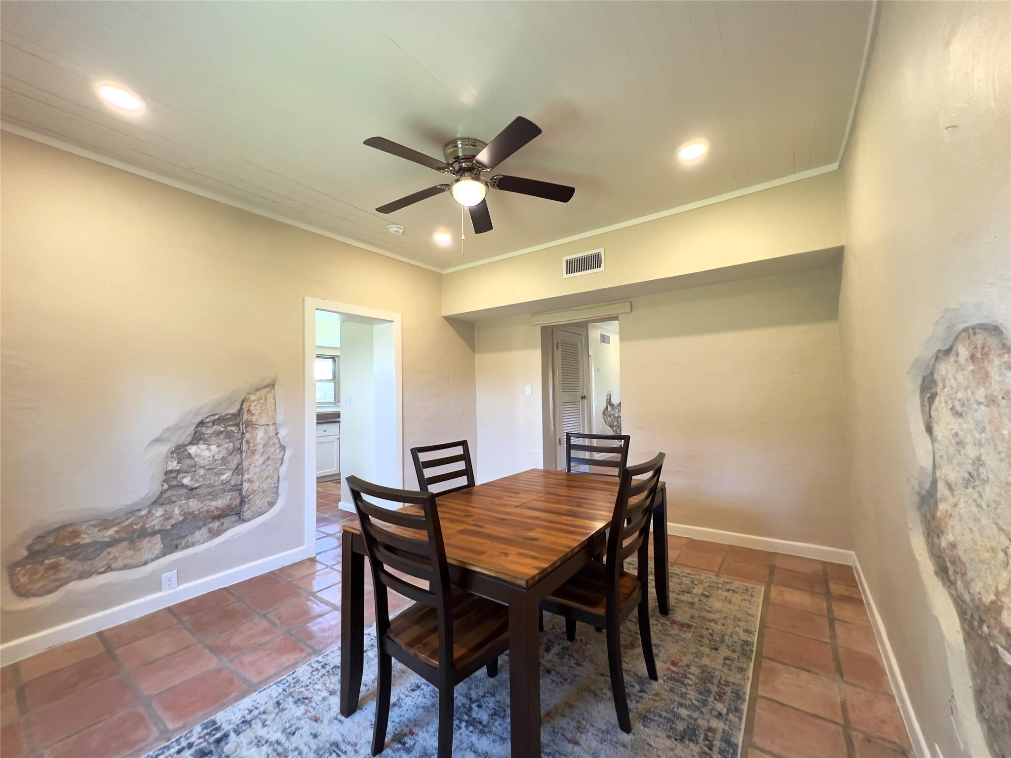 1366 Narrows Rd, Blanco, TX 78606