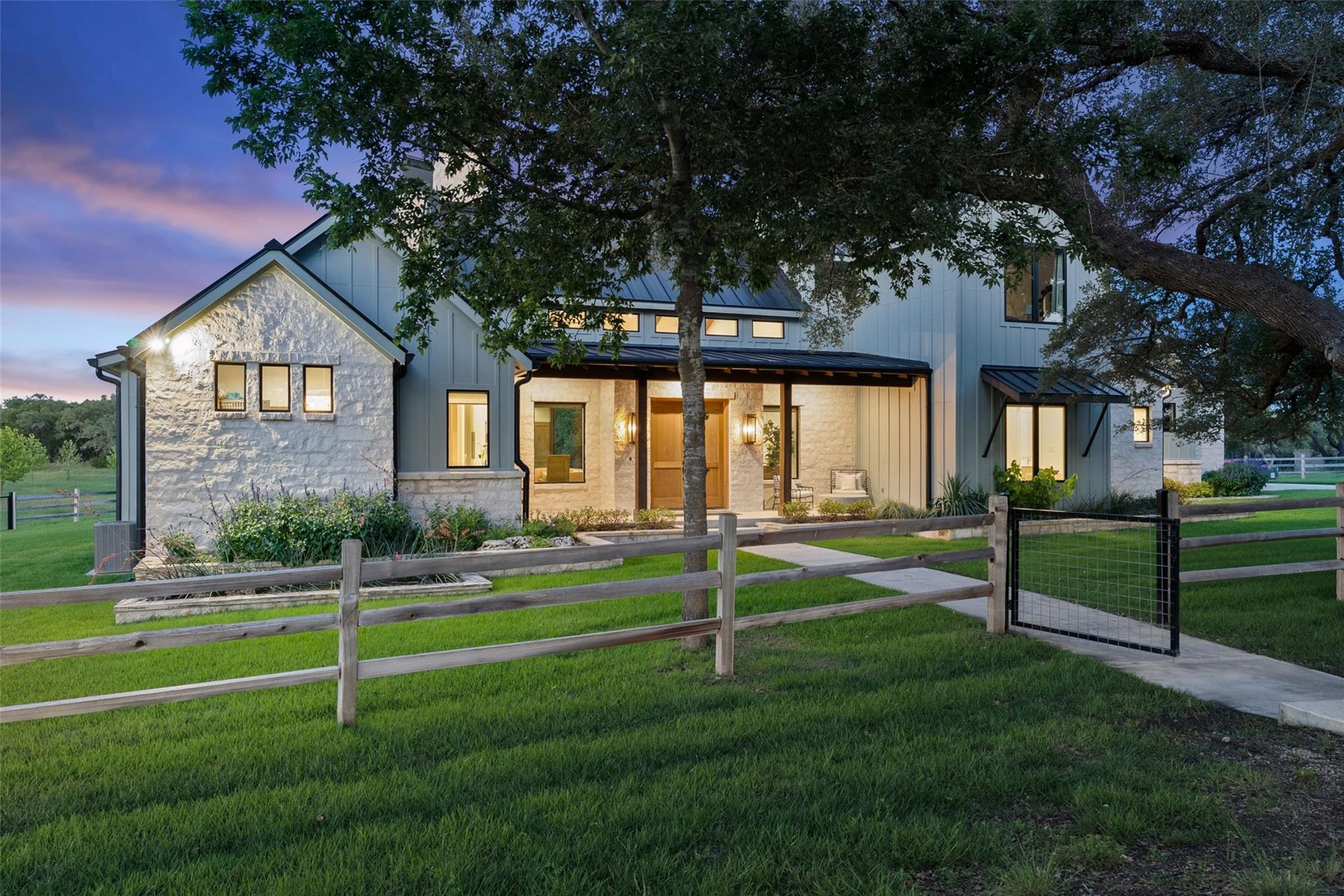 191 Flat Creek Trl, Wimberley, TX 78676