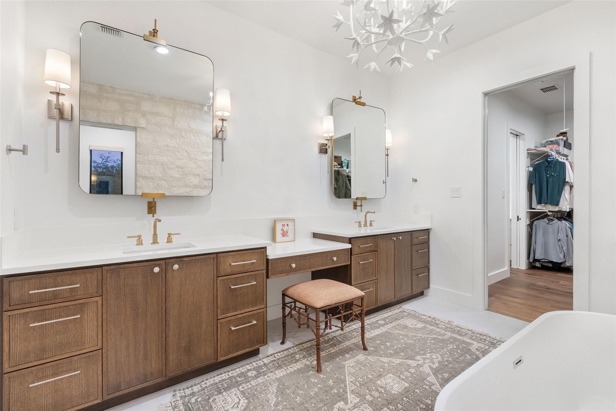 191 Flat Creek Trl, Wimberley, TX 78676